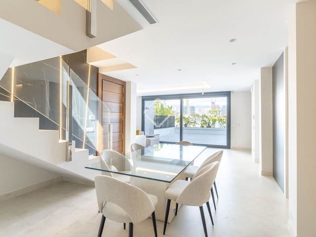 4 slaapkamer Appartement te koop in Benidorm met zwembad garage - € 1.650.000 (Ref: 6893287)