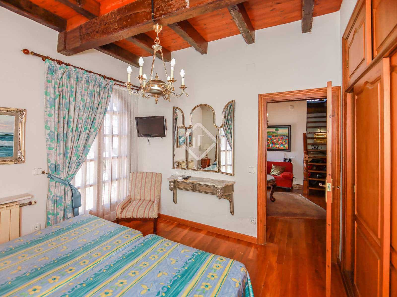 4 soveværelse Villa til salg i Cambrils med swimmingpool garage - € 2.600.000 (Ref: 6893300)