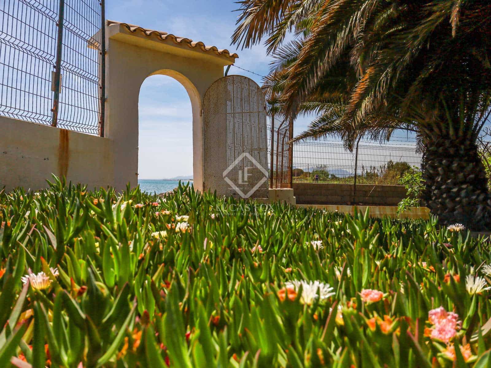 4 soveværelse Villa til salg i Cambrils med swimmingpool garage - € 2.600.000 (Ref: 6893300)