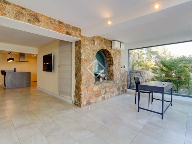 3 bedroom Finca/Country House for sale in Maspujols with pool garage - € 895,000 (Ref: 6905335)