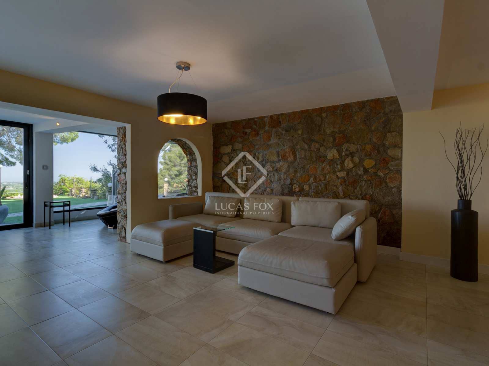 3 soveværelse Finca/Landehus til salg i Maspujols med swimmingpool garage - € 895.000 (Ref: 6905335)