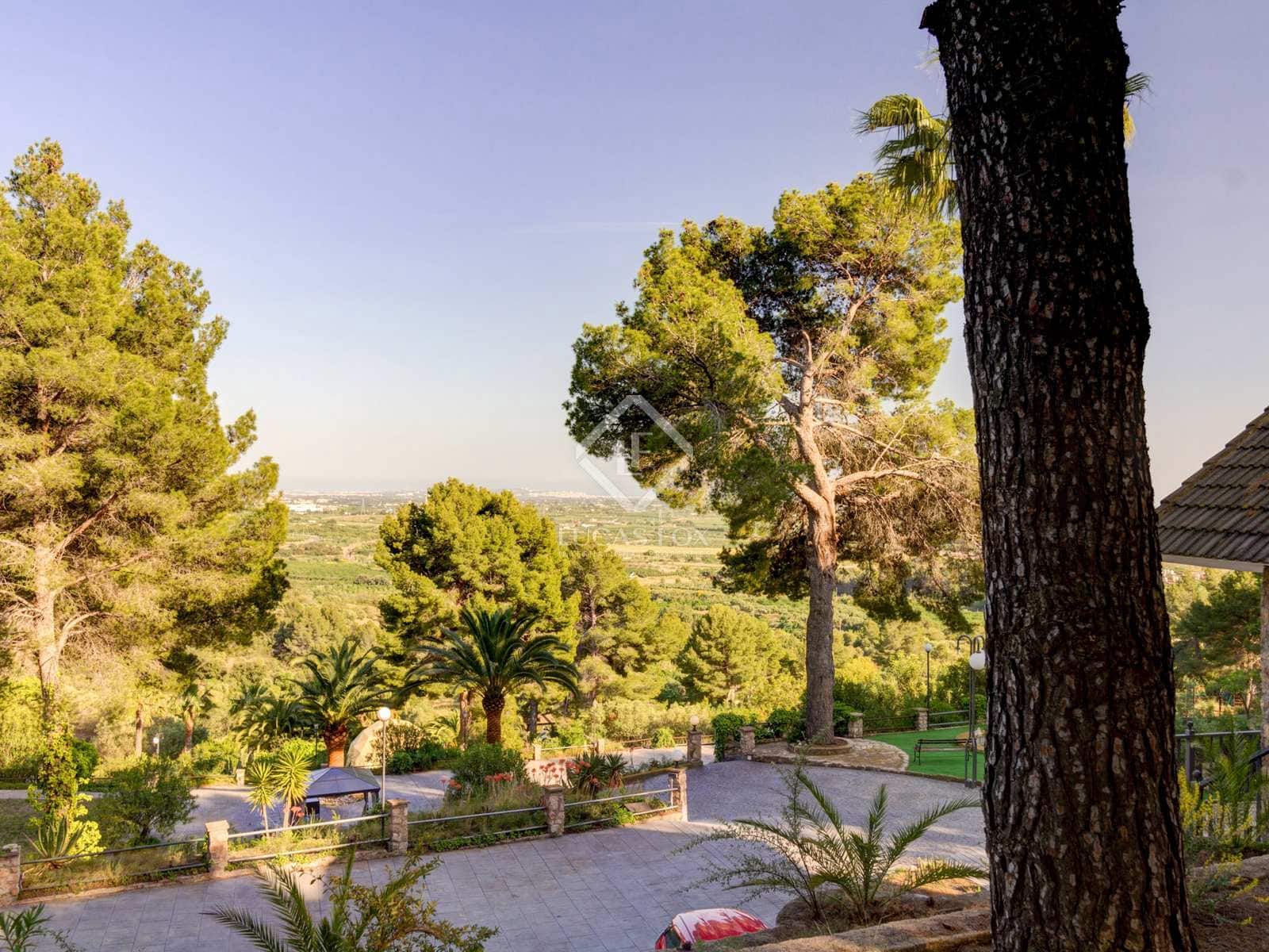 3 soveværelse Finca/Landehus til salg i Maspujols med swimmingpool garage - € 895.000 (Ref: 6905335)