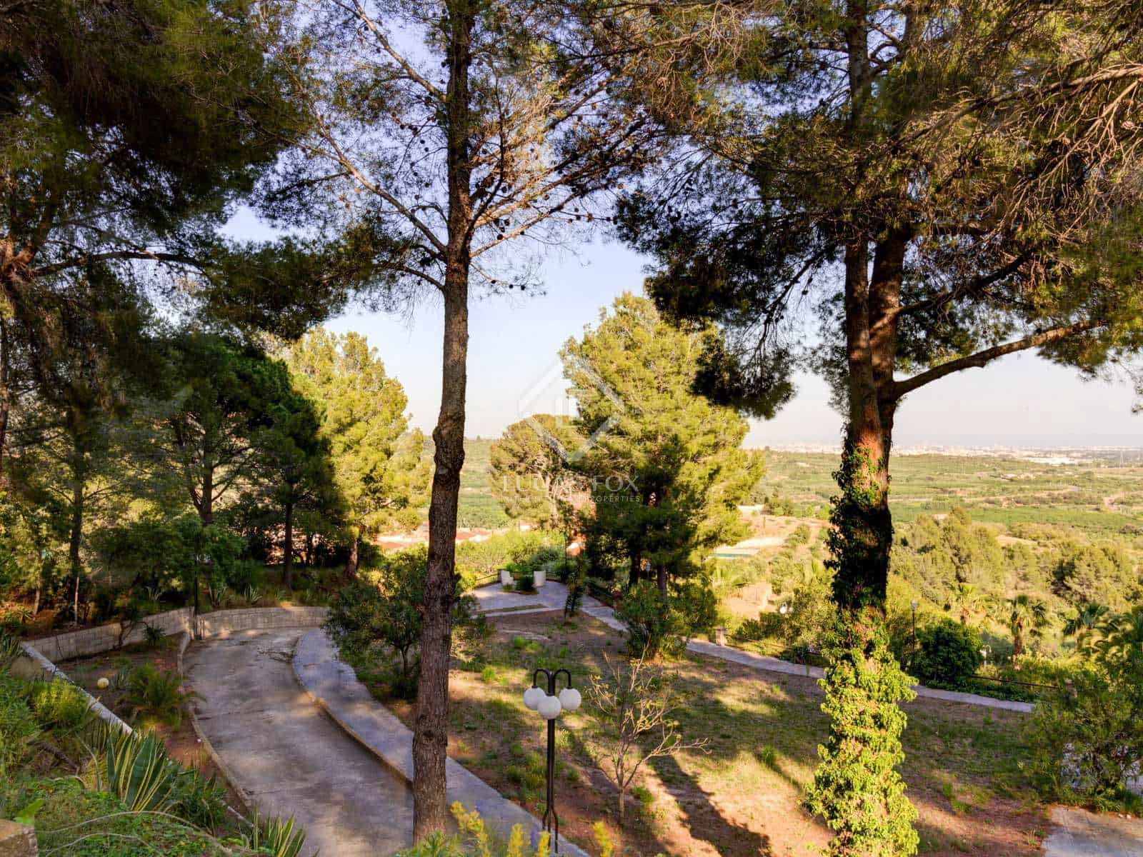 3 soveværelse Finca/Landehus til salg i Maspujols med swimmingpool garage - € 895.000 (Ref: 6905335)