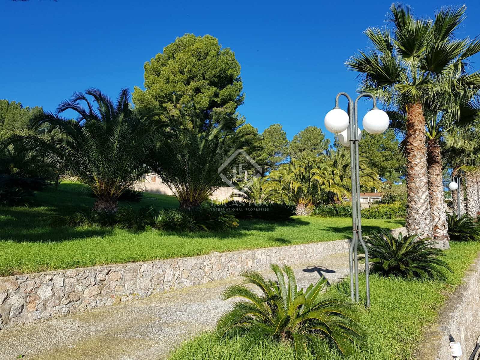 3 soveværelse Finca/Landehus til salg i Maspujols med swimmingpool garage - € 895.000 (Ref: 6905335)