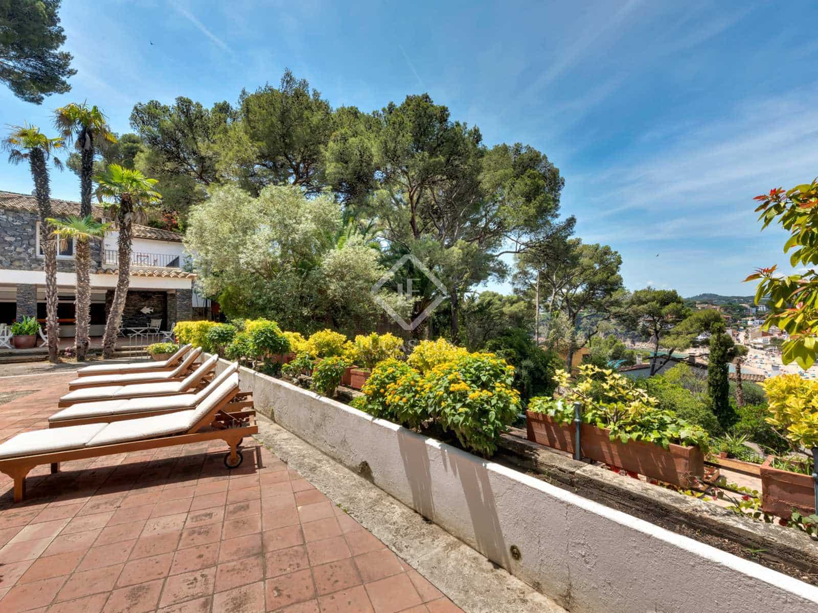 14 soverom Villa til salgs i Llafranc med svømmebasseng garasje - € 3 950 000 (Ref: 6919732)