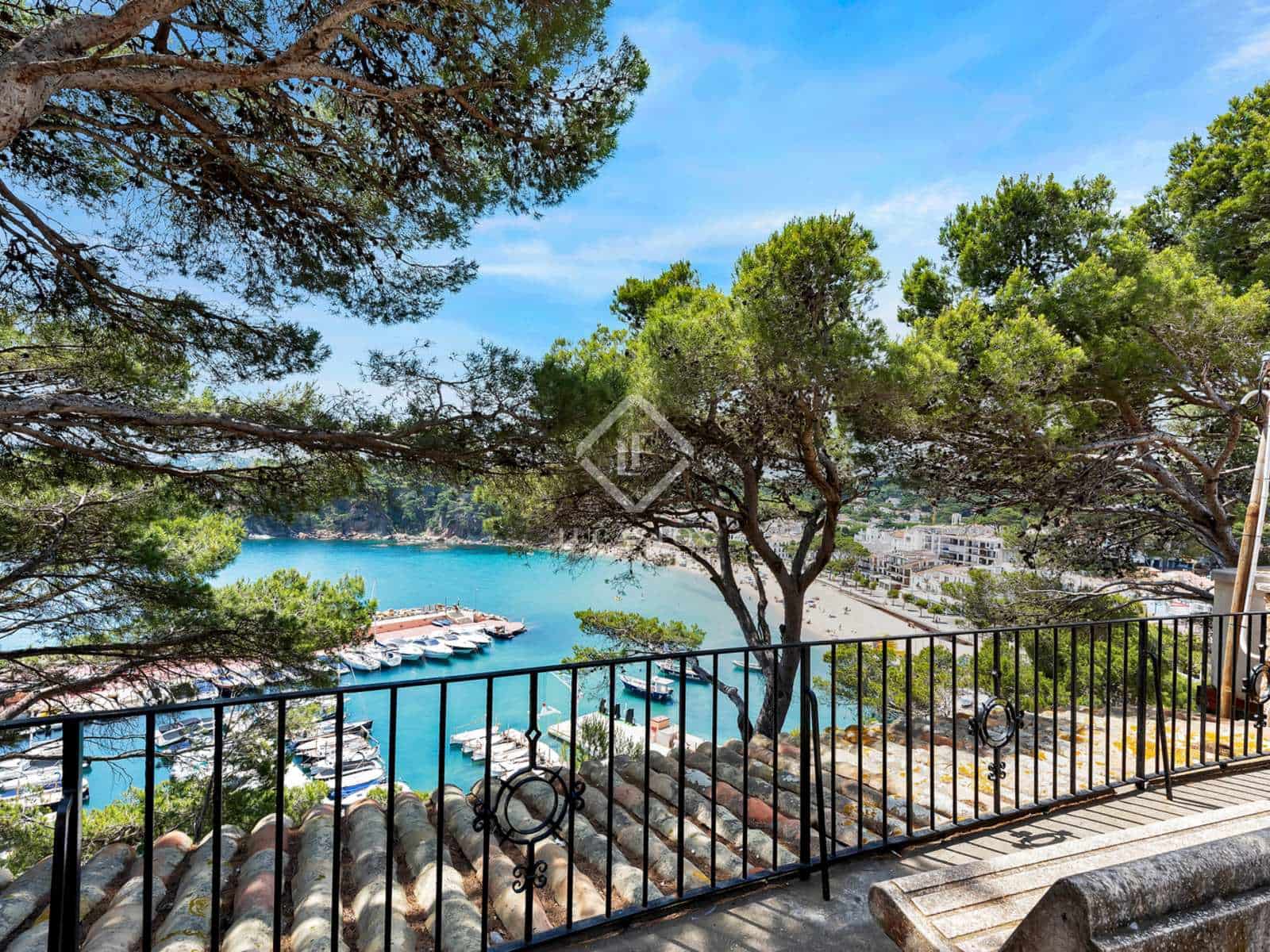 14 soverom Villa til salgs i Llafranc med svømmebasseng garasje - € 3 950 000 (Ref: 6919732)