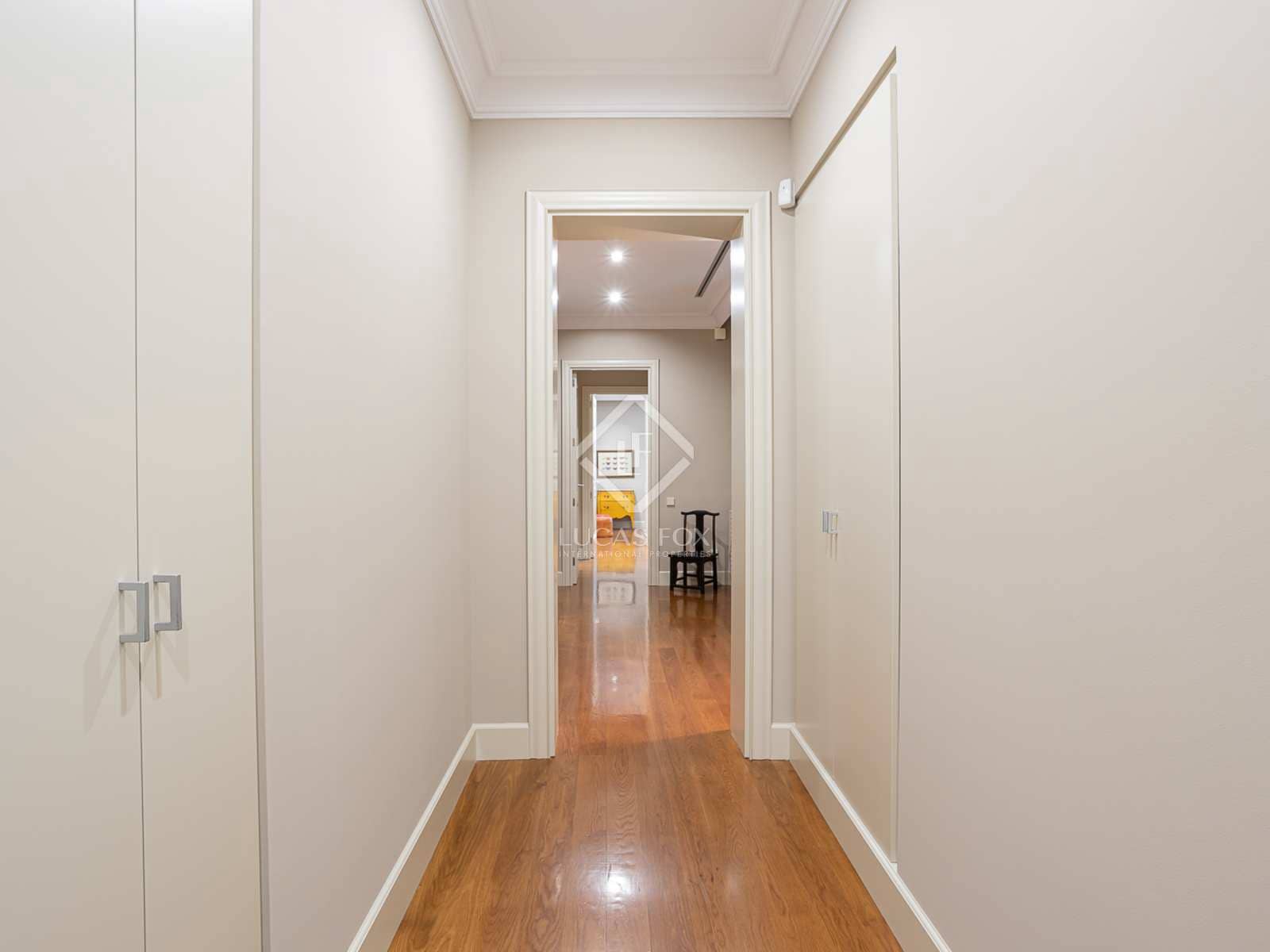 Apartamento de 4 habitaciones en Barcelona ciudad en venta - 3.200.000 € (Ref: 6948408)