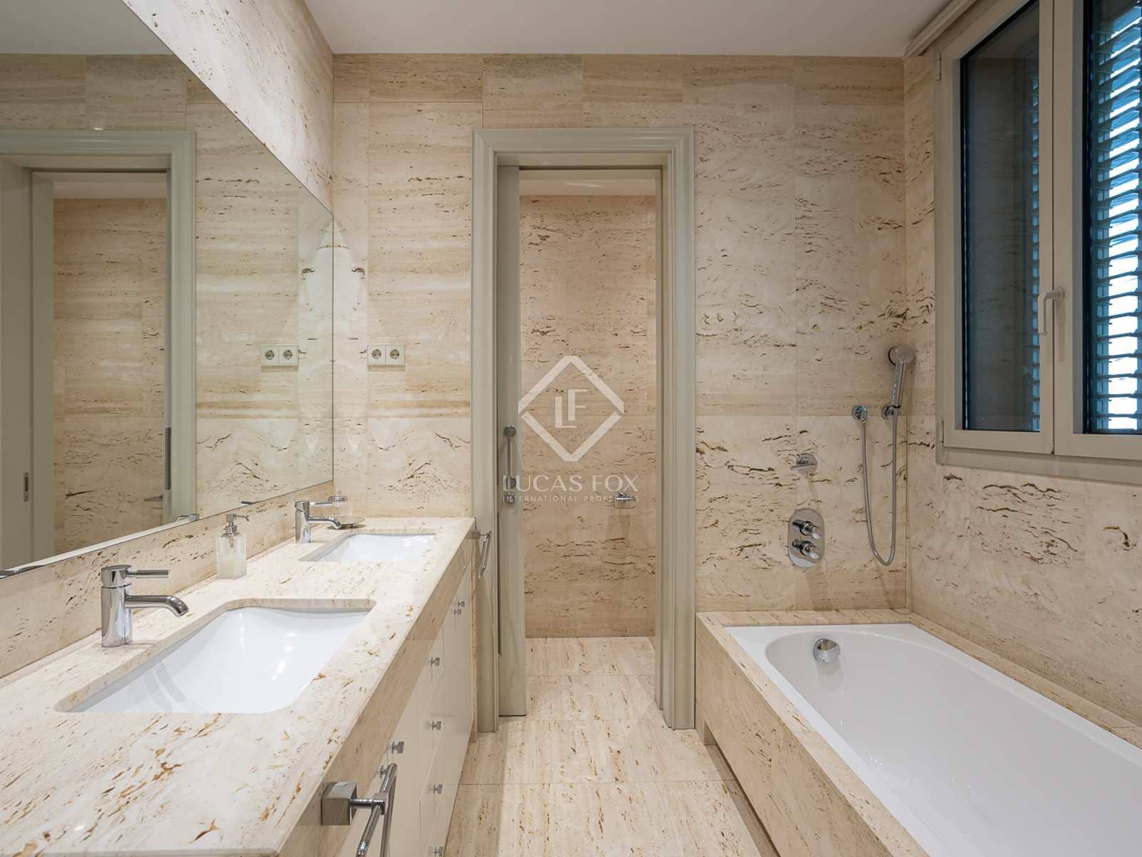 Apartamento de 4 habitaciones en Barcelona ciudad en venta - 3.200.000 € (Ref: 6948408)