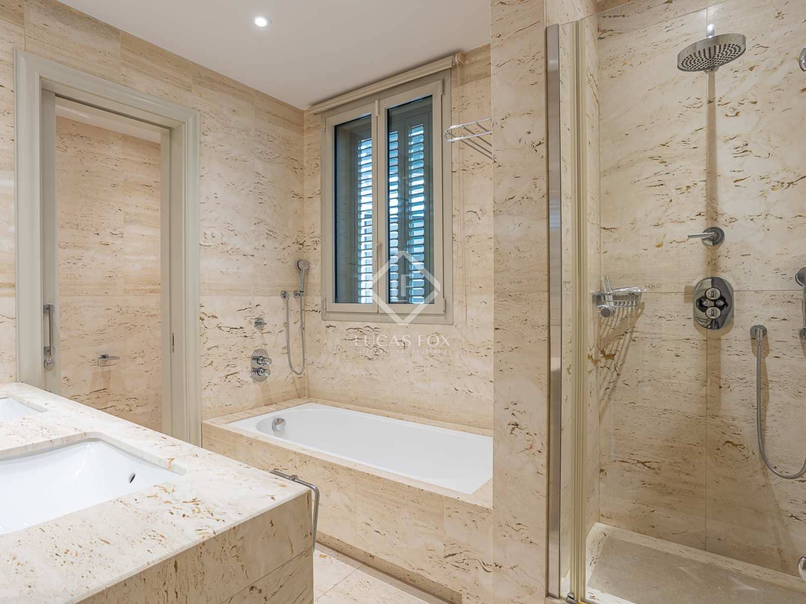 Apartamento de 4 habitaciones en Barcelona ciudad en venta - 3.200.000 € (Ref: 6948408)