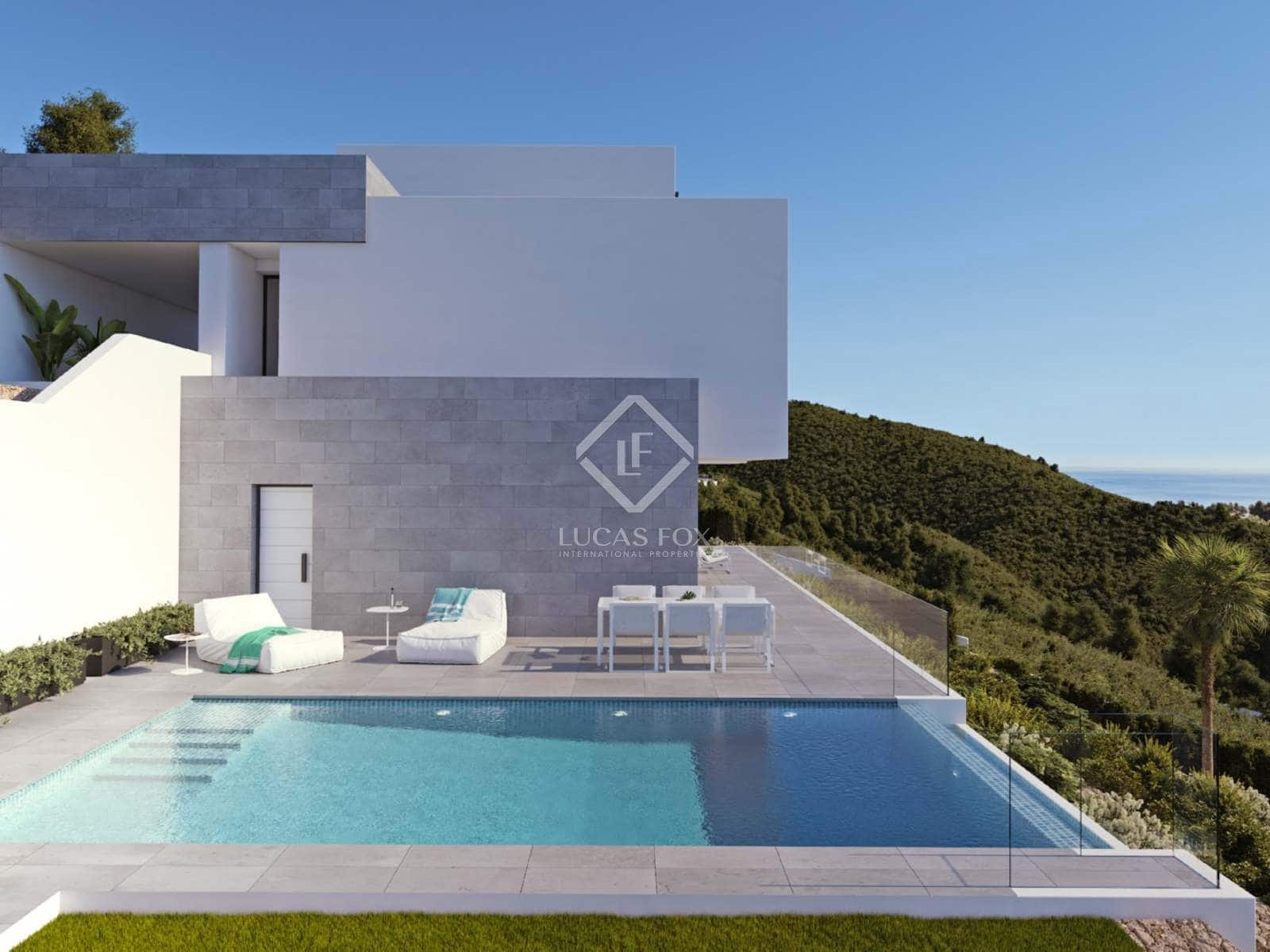 4 bedroom Villa for sale in Altea with pool - € 2,085,000 (Ref: 6954517)