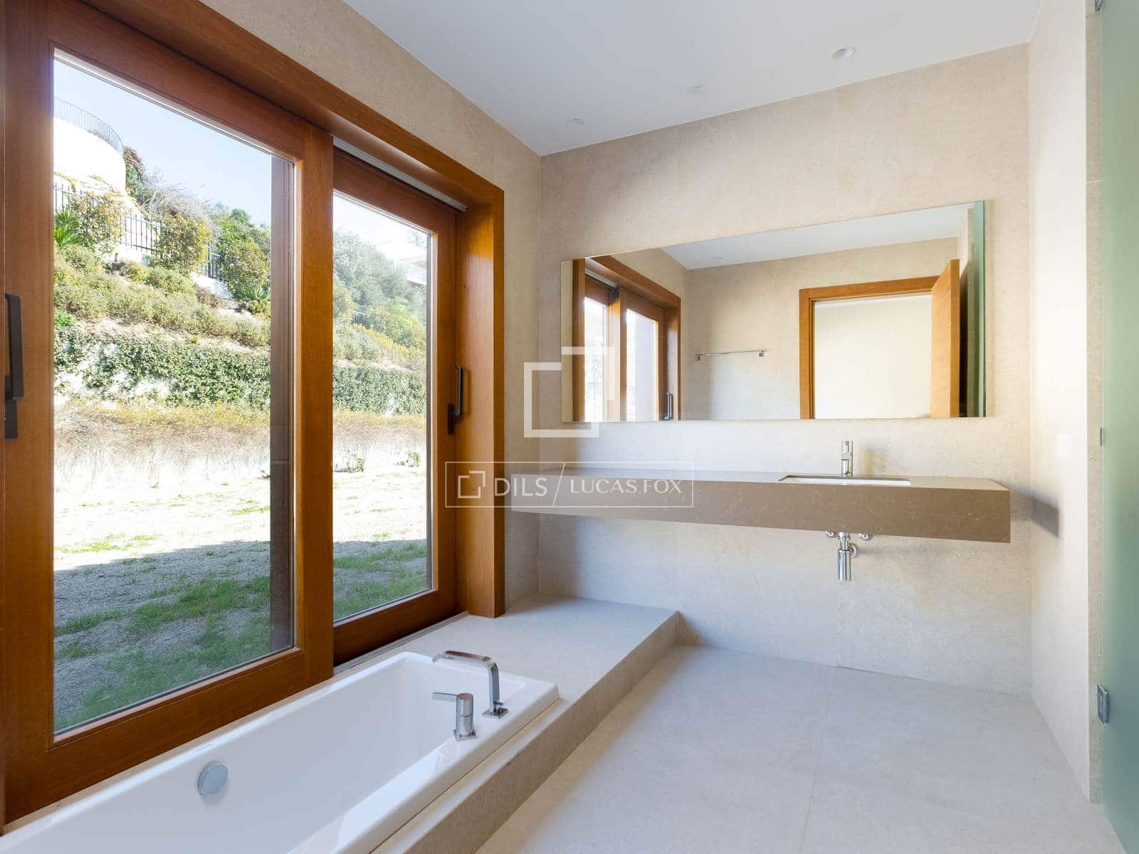 8 sypialnia Willa na sprzedaż w Sant Andreu de Llavaneres z basenem garażem - 17 000 000 € (Ref: 6954520)