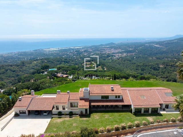 8 makuuhuone Huvila myytävänä paikassa Sant Andreu de Llavaneres mukana uima-altaan 
autotalli - 17 000 000 € (Ref: 6954520)