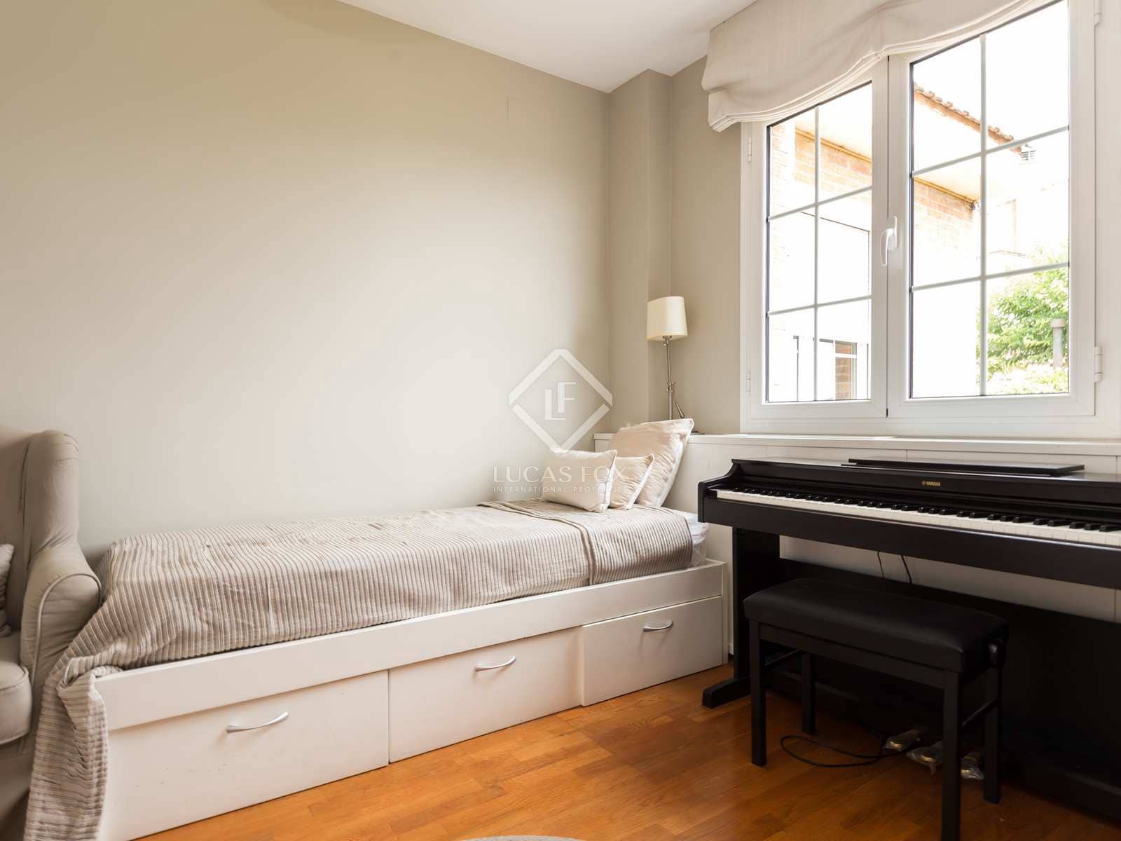 5 soveværelse Villa til salg i Esplugues de Llobregat med swimmingpool garage - € 2.300.000 (Ref: 6954529)