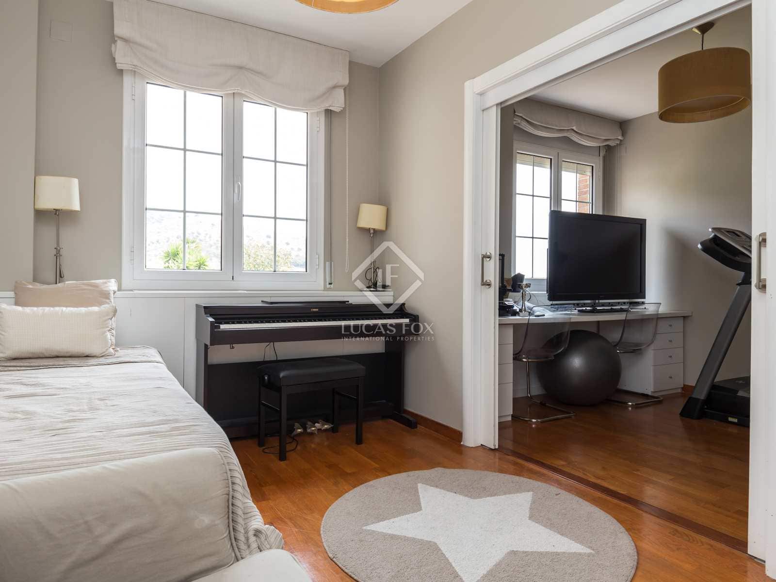 5 soveværelse Villa til salg i Esplugues de Llobregat med swimmingpool garage - € 2.300.000 (Ref: 6954529)