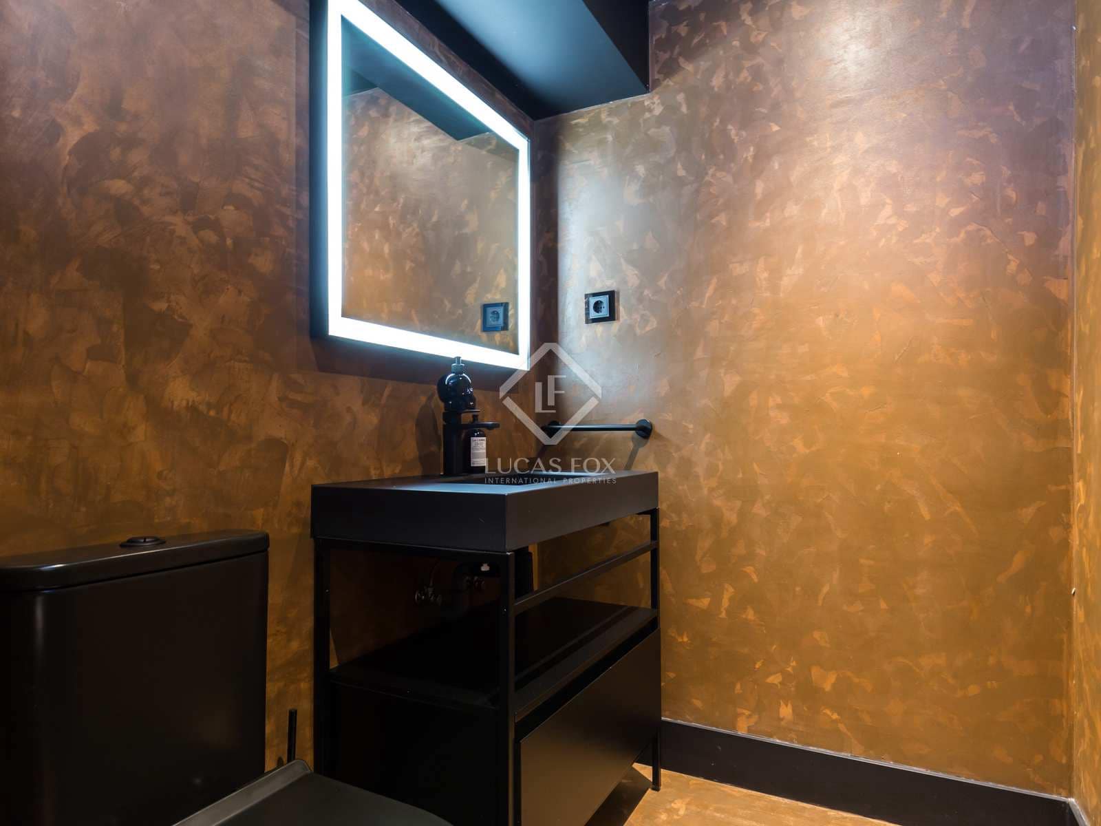 5 soveværelse Villa til salg i Esplugues de Llobregat med swimmingpool garage - € 2.300.000 (Ref: 6954529)