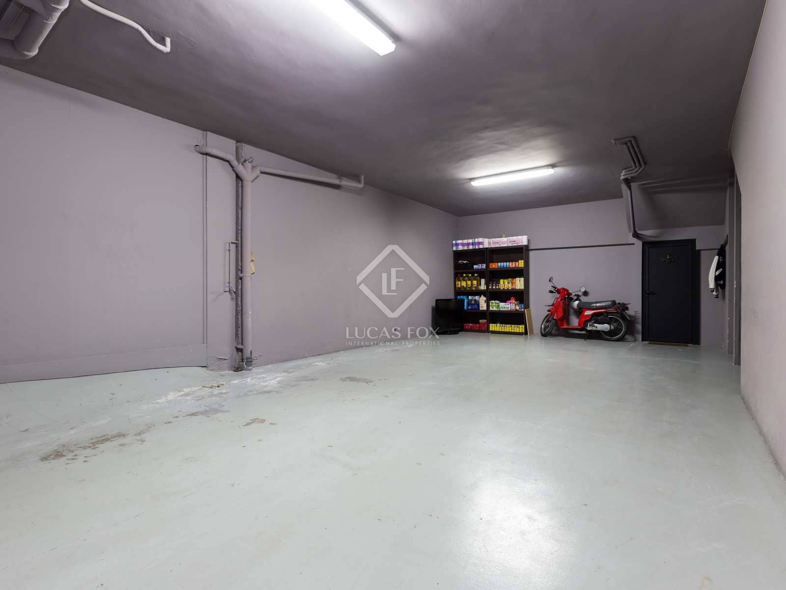 5 soveværelse Villa til salg i Esplugues de Llobregat med swimmingpool garage - € 2.300.000 (Ref: 6954529)