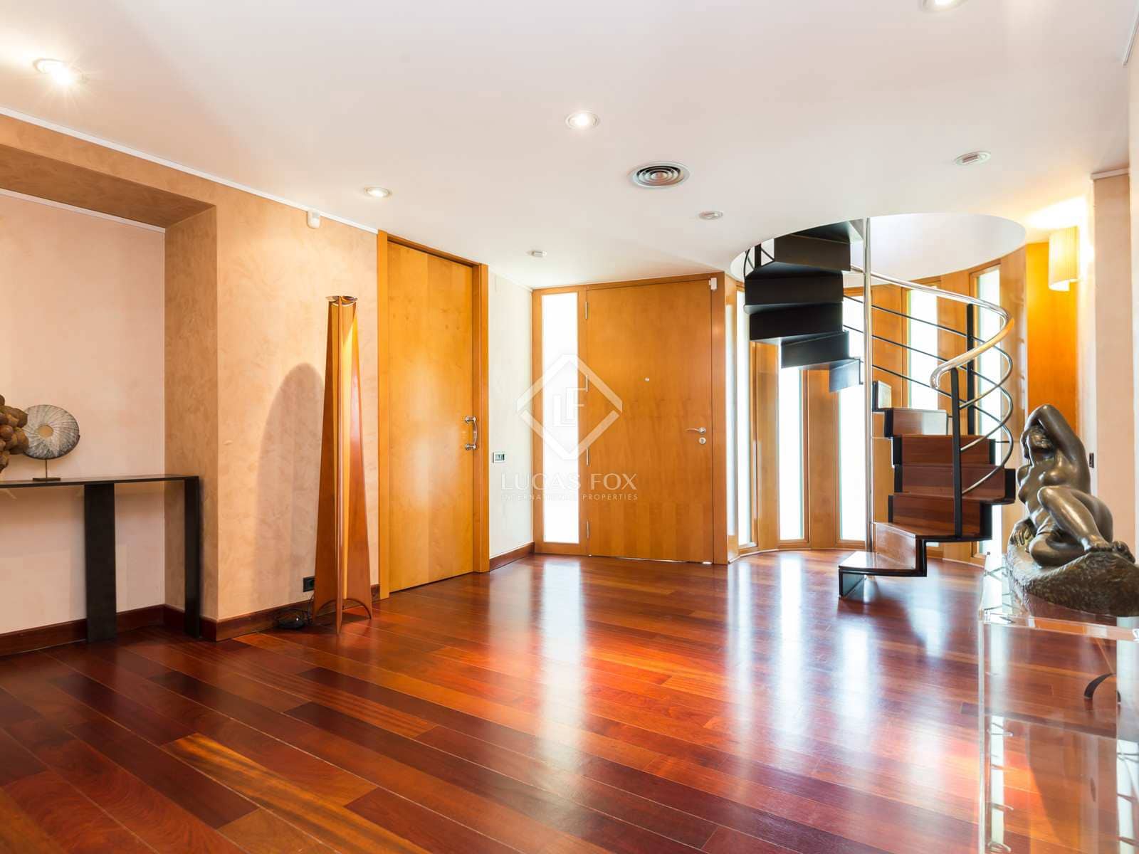 8 soveværelse Villa til salg i Esplugues de Llobregat med swimmingpool garage - € 2.950.000 (Ref: 6954539)