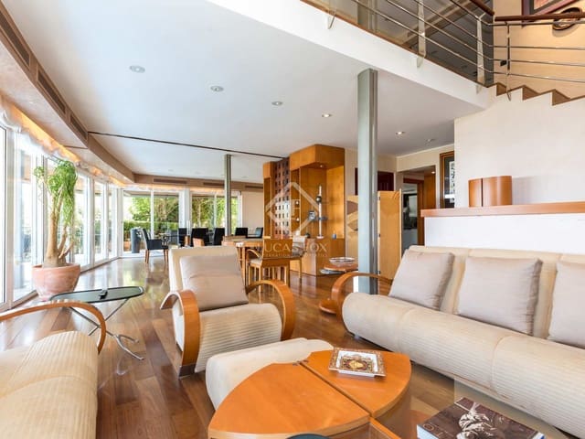 8 soveværelse Villa til salg i Esplugues de Llobregat med swimmingpool garage - € 2.950.000 (Ref: 6954539)