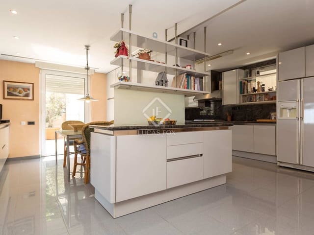 8 soveværelse Villa til salg i Esplugues de Llobregat med swimmingpool garage - € 2.950.000 (Ref: 6954539)