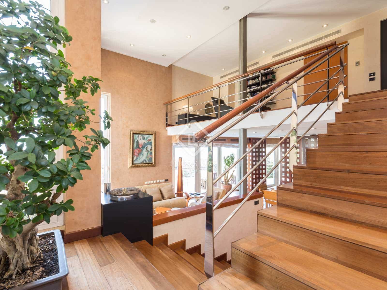 8 soveværelse Villa til salg i Esplugues de Llobregat med swimmingpool garage - € 2.950.000 (Ref: 6954539)