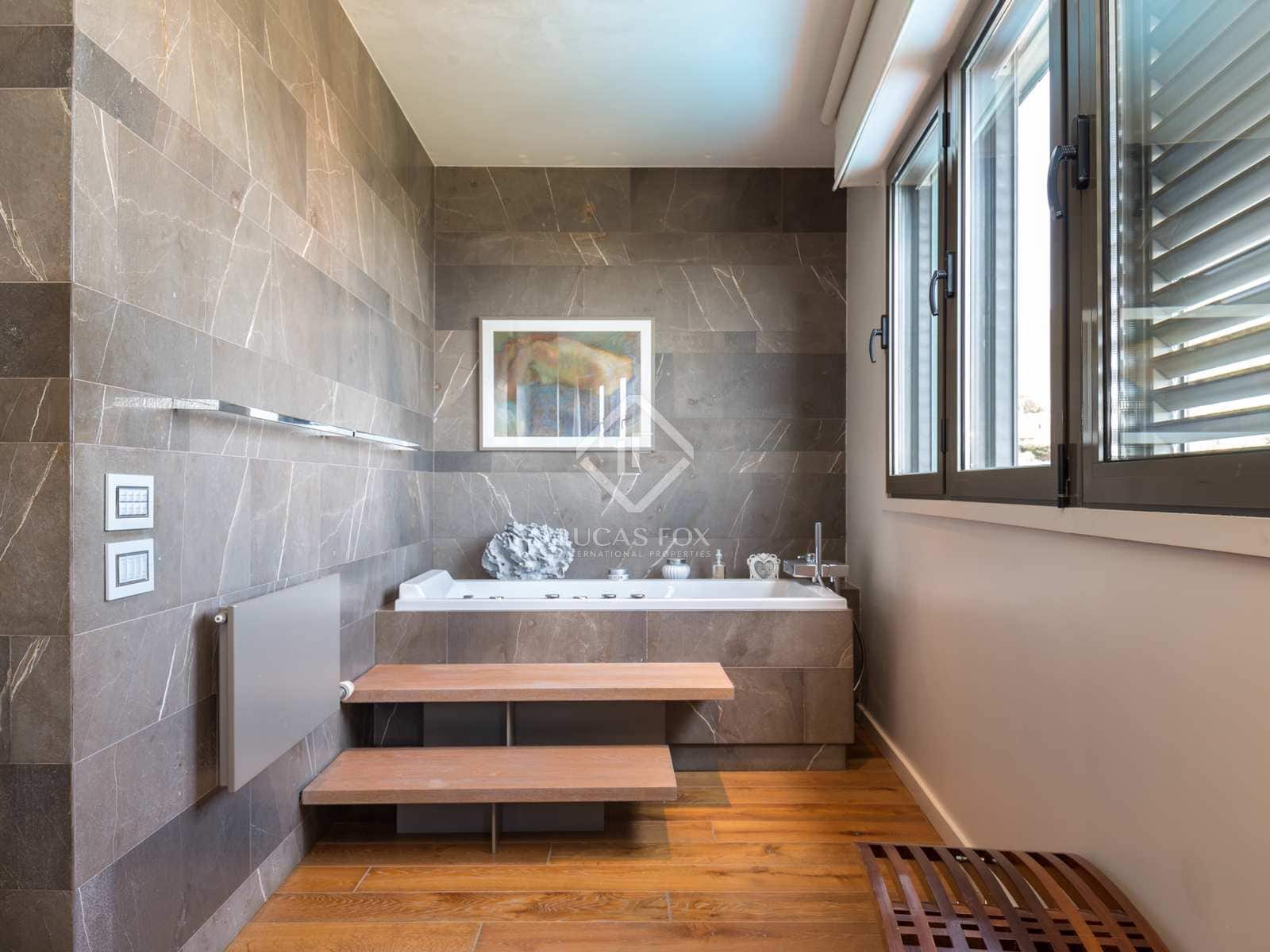 8 soveværelse Villa til salg i Esplugues de Llobregat med swimmingpool garage - € 2.950.000 (Ref: 6954539)