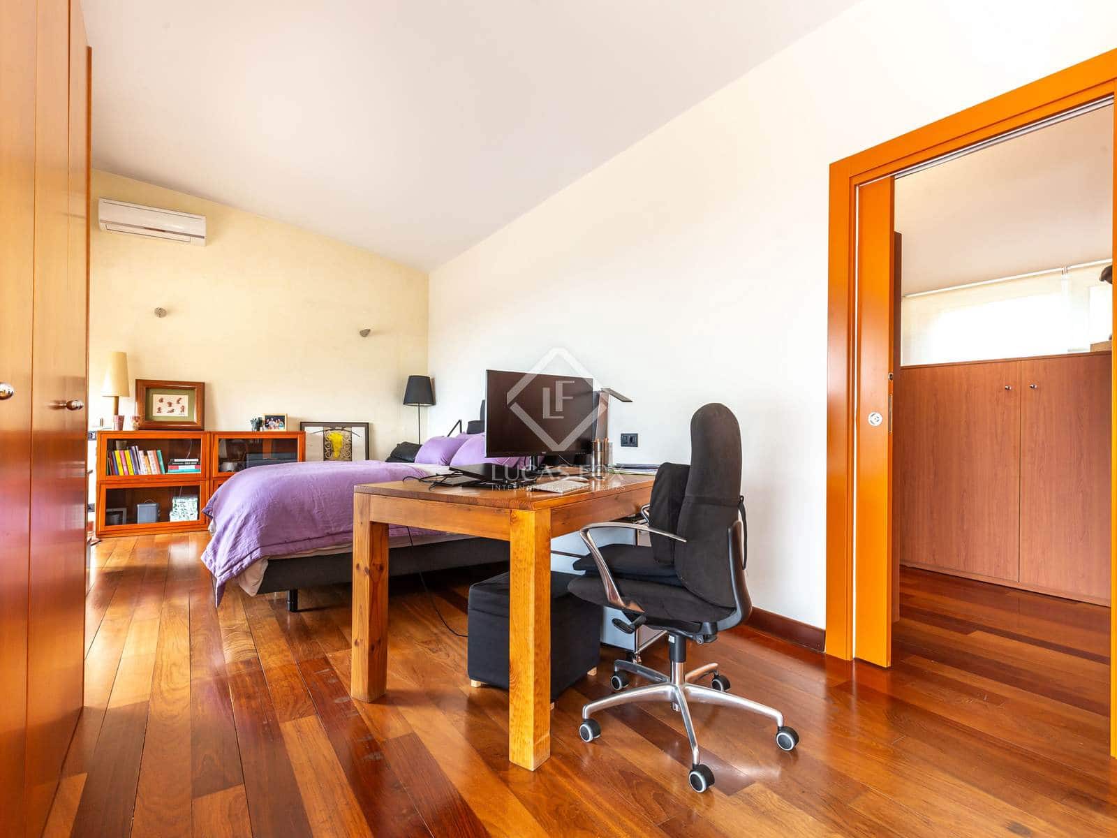 8 soveværelse Villa til salg i Esplugues de Llobregat med swimmingpool garage - € 2.950.000 (Ref: 6954539)