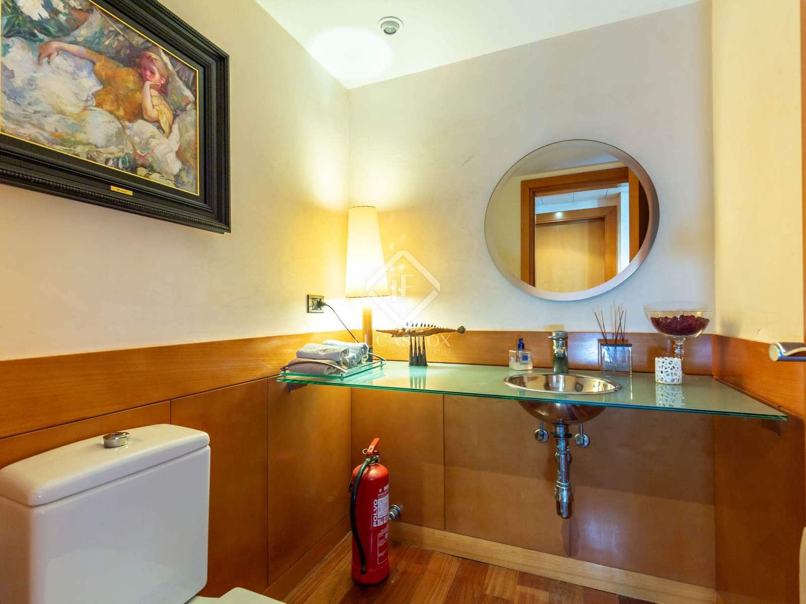 8 soveværelse Villa til salg i Esplugues de Llobregat med swimmingpool garage - € 2.950.000 (Ref: 6954539)