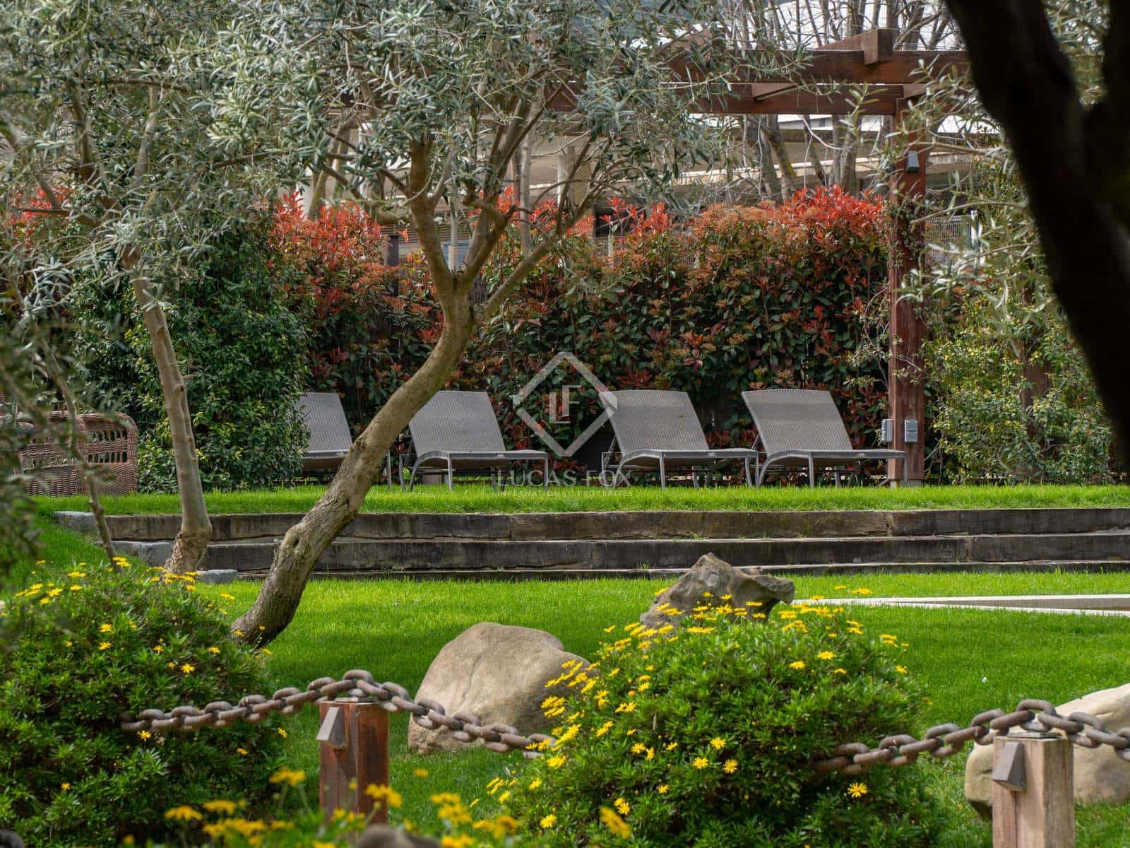 4 quarto Moradia para venda em Santa Susanna com piscina garagem - 1 300 000 € (Ref: 6956813)