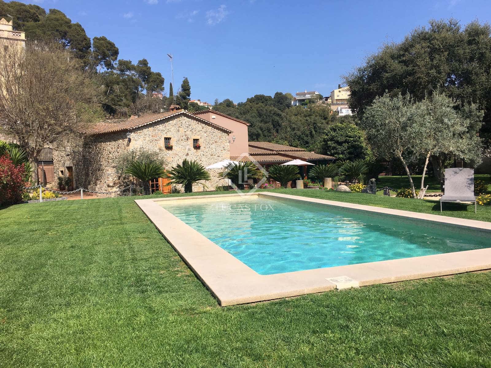 4 quarto Moradia para venda em Santa Susanna com piscina garagem - 1 300 000 € (Ref: 6956813)