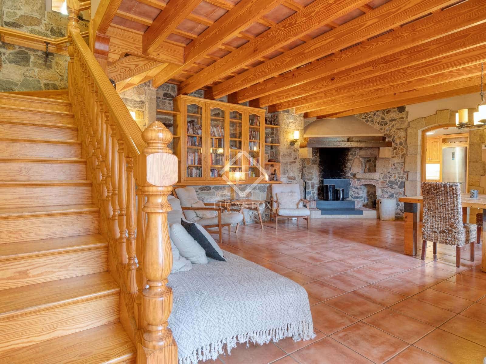 4 quarto Moradia para venda em Santa Susanna com piscina garagem - 1 300 000 € (Ref: 6956813)