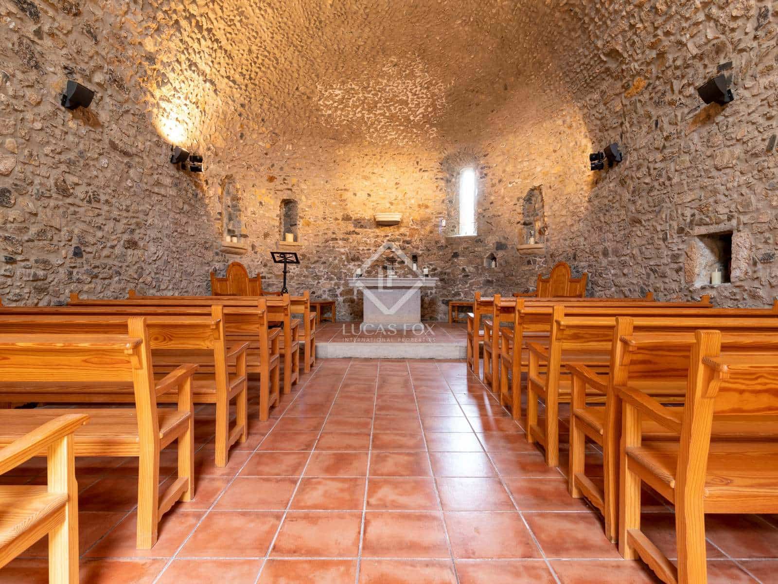 4 quarto Moradia para venda em Santa Susanna com piscina garagem - 1 300 000 € (Ref: 6956813)