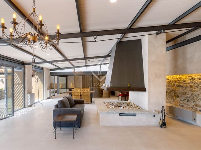 5 sovrum Villa till salu i Santa Susanna med pool garage - 1 300 000 € (Ref: 6956813)