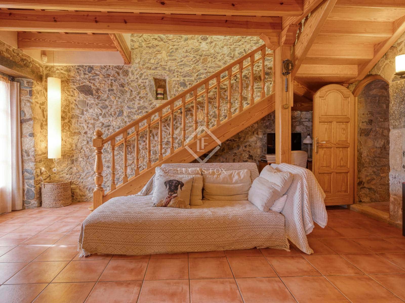 4 quarto Moradia para venda em Santa Susanna com piscina garagem - 1 300 000 € (Ref: 6956813)