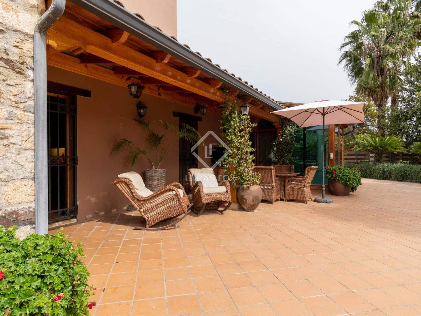 4 quarto Moradia para venda em Santa Susanna com piscina garagem - 1 300 000 € (Ref: 6956813)