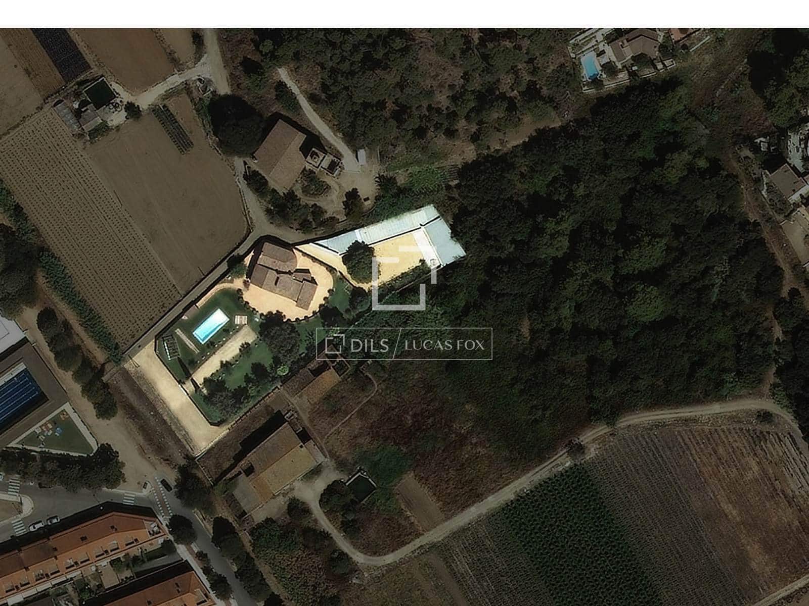 5 slaapkamer Villa te koop in Santa Susanna met zwembad garage - € 1.300.000 (Ref: 6956813)