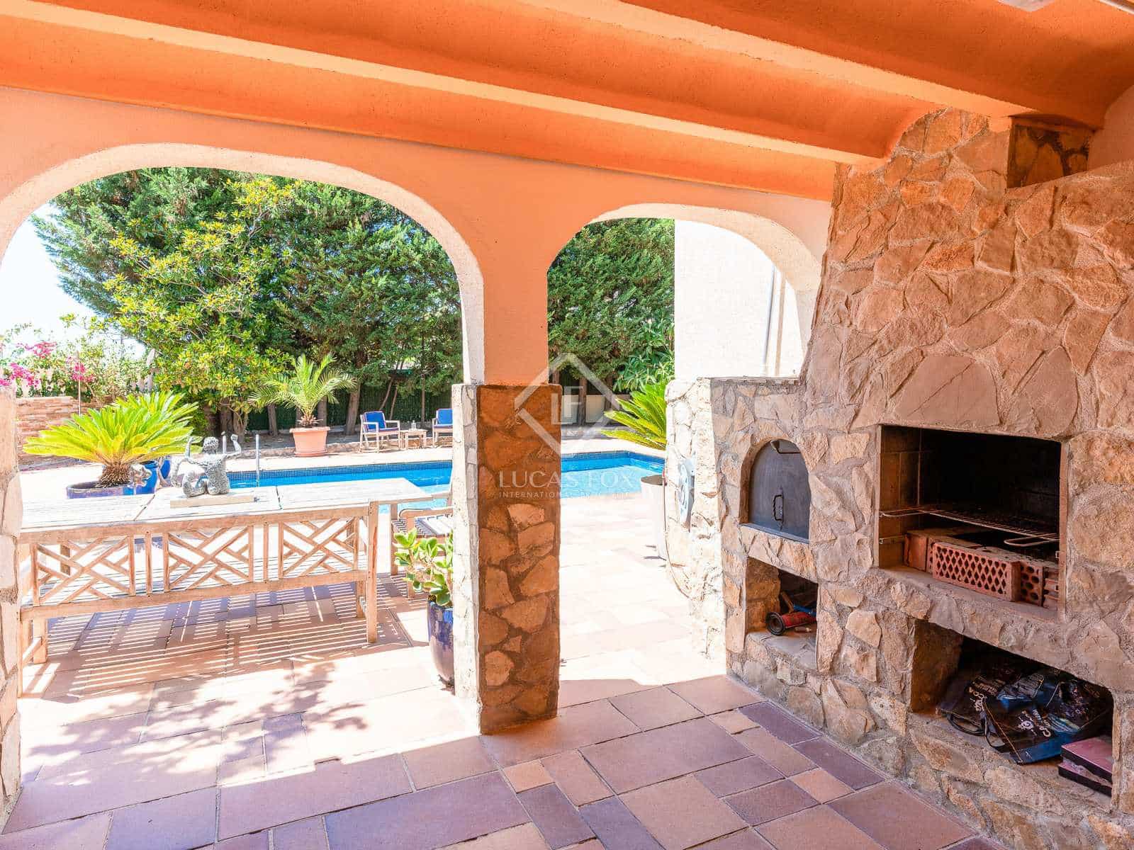 5 soveværelse Villa til salg i Olivella med swimmingpool garage - € 599.000 (Ref: 6968997)