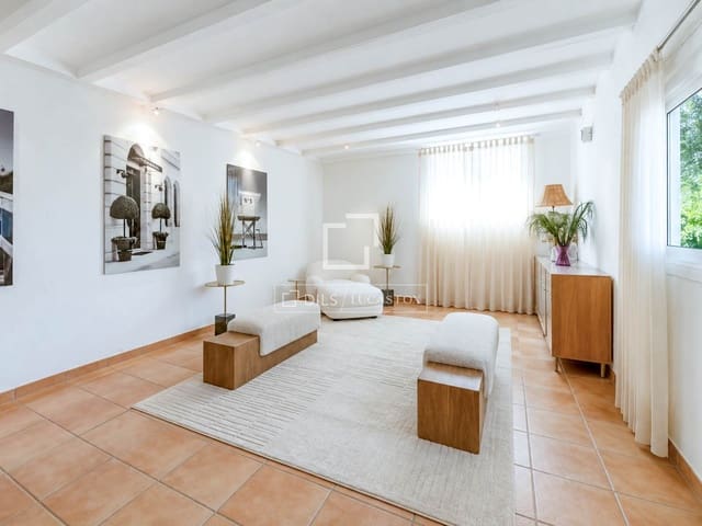 5 sypialnia Willa na sprzedaż w Olivella z basenem garażem - 699 000 € (Ref: 6968997)