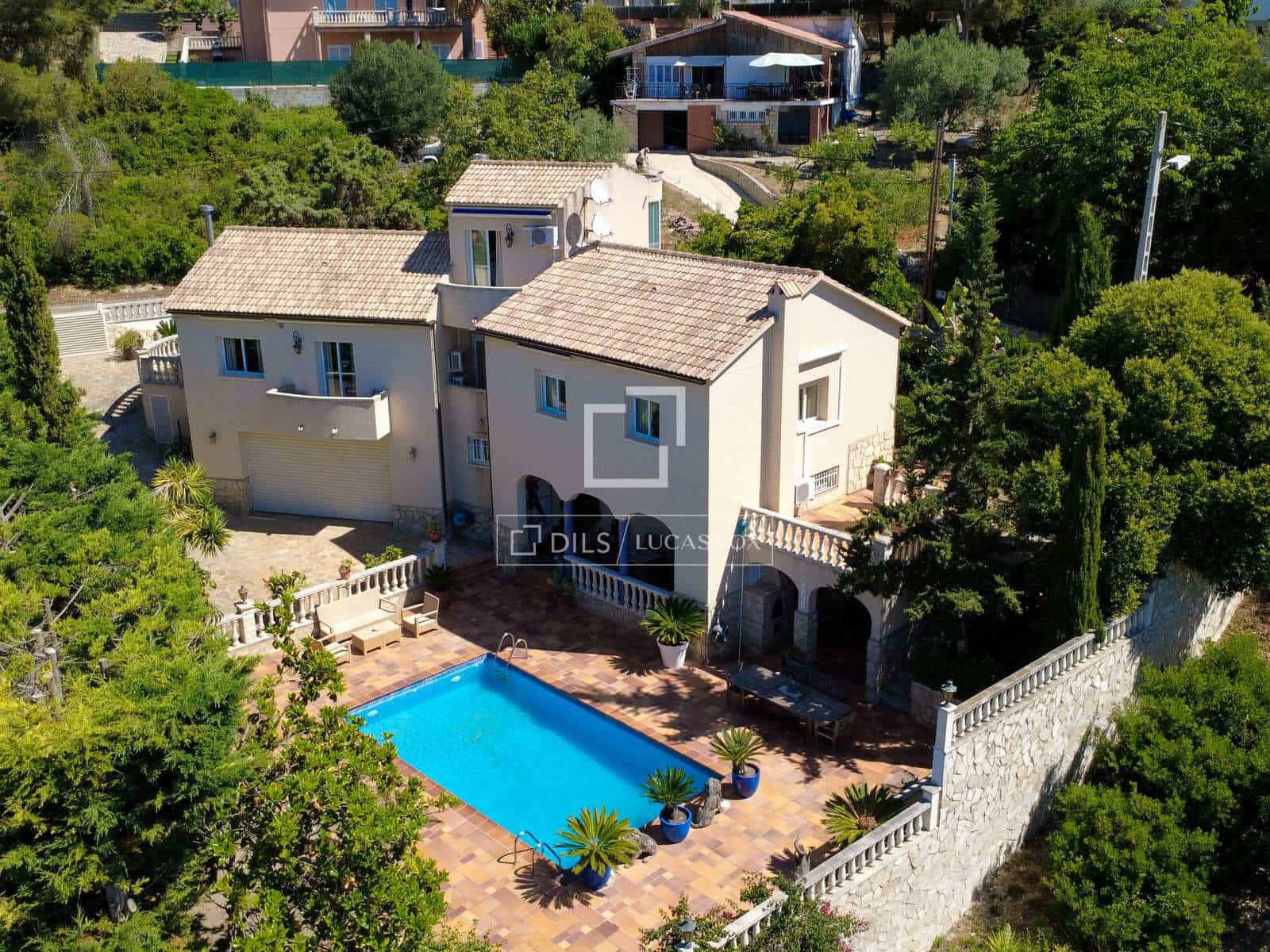 5 sypialnia Willa na sprzedaż w Olivella z basenem garażem - 699 000 € (Ref: 6968997)