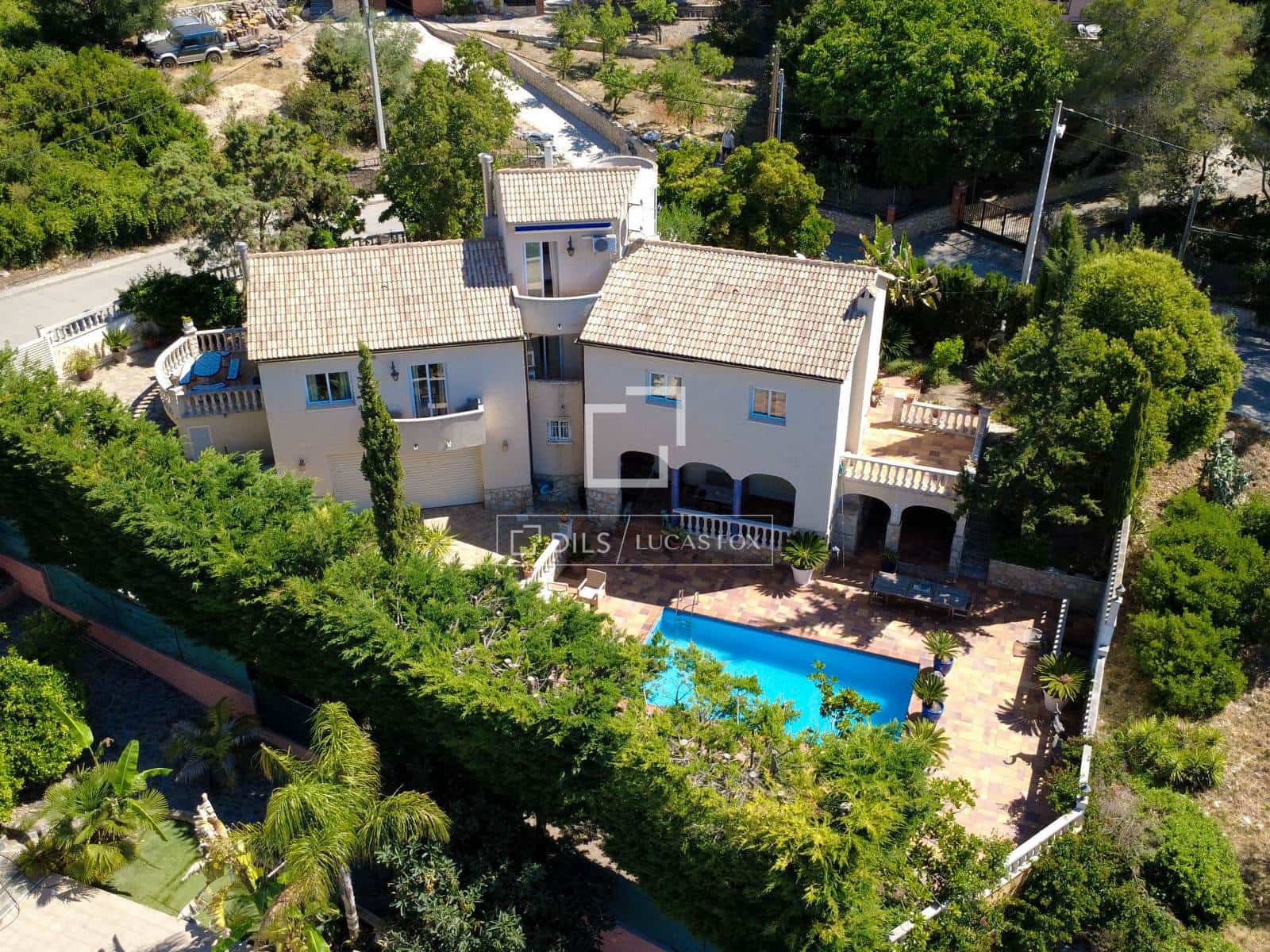 5 sypialnia Willa na sprzedaż w Olivella z basenem garażem - 699 000 € (Ref: 6968997)