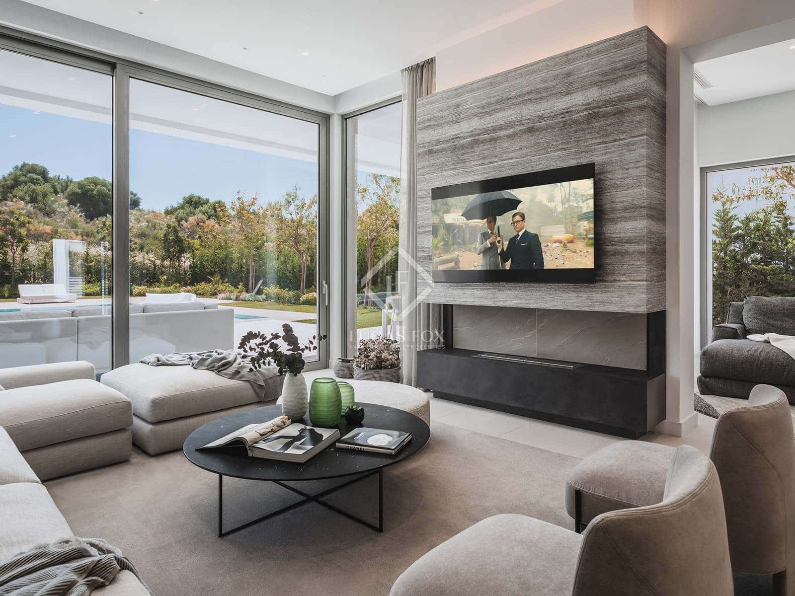 4 bedroom Villa for sale in Estepona with pool garage - € 2,495,000 (Ref: 6982614)