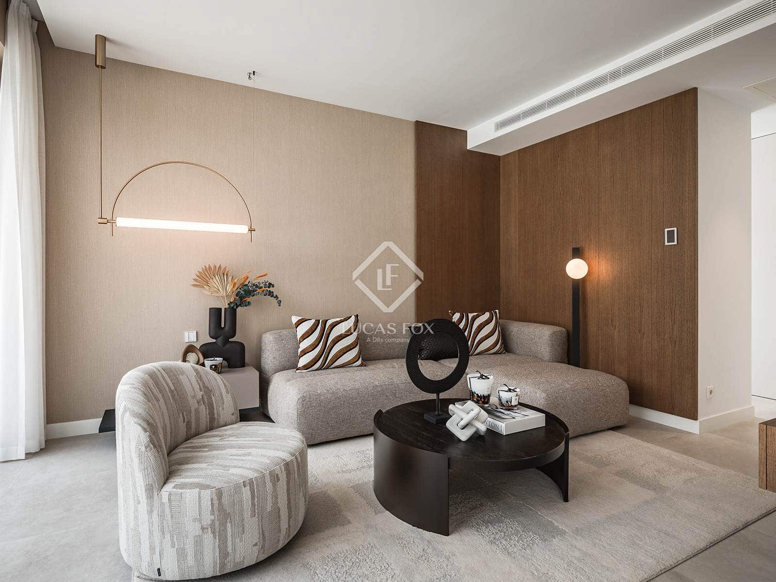 4 bedroom Villa for sale in Estepona with pool garage - € 2,495,000 (Ref: 6982614)