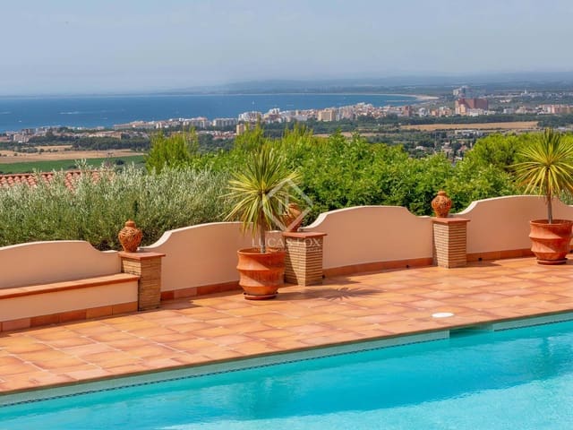 Building Plot for sale in Roses - € 550,000 (Ref: 6988839)