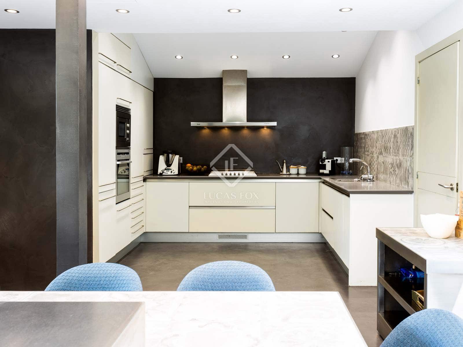 6 soverom Villa til salgs i Sant Vicenc de Montalt med svømmebasseng garasje - € 2 675 000 (Ref: 6988840)