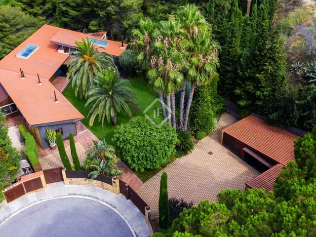 6 soverom Villa til salgs i Sant Vicenç de Montalt med svømmebasseng garasje - € 2 675 000 (Ref: 6988840)