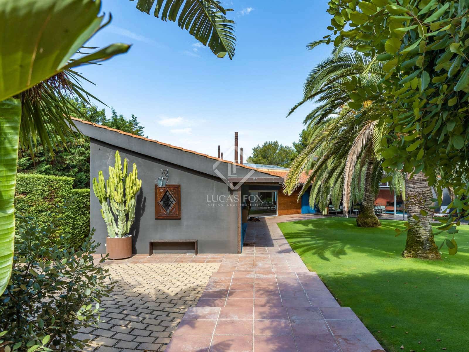 6 soverom Villa til salgs i Sant Vicenc de Montalt med svømmebasseng garasje - € 2 675 000 (Ref: 6988840)