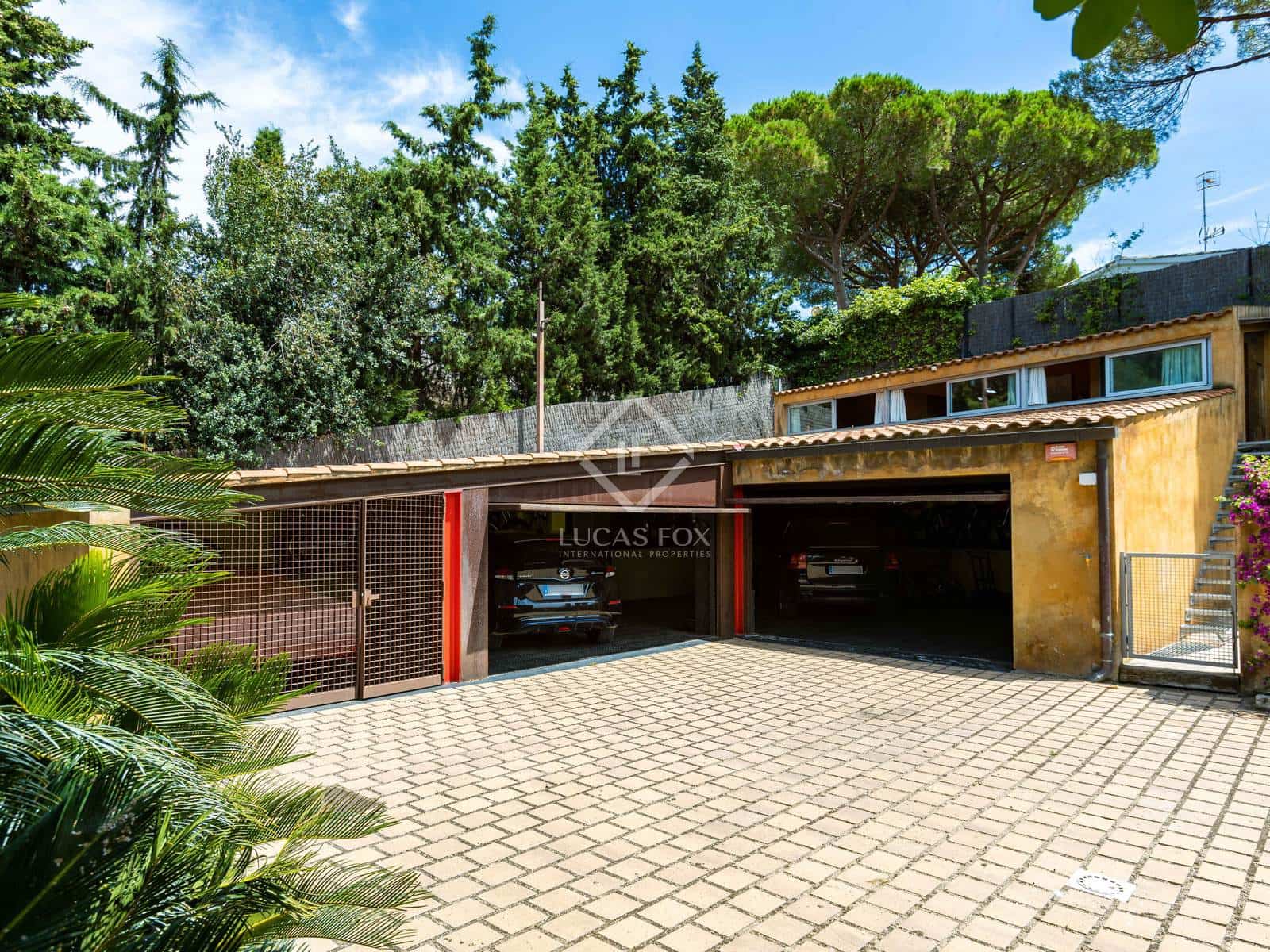 6 soverom Villa til salgs i Sant Vicenc de Montalt med svømmebasseng garasje - € 2 675 000 (Ref: 6988840)