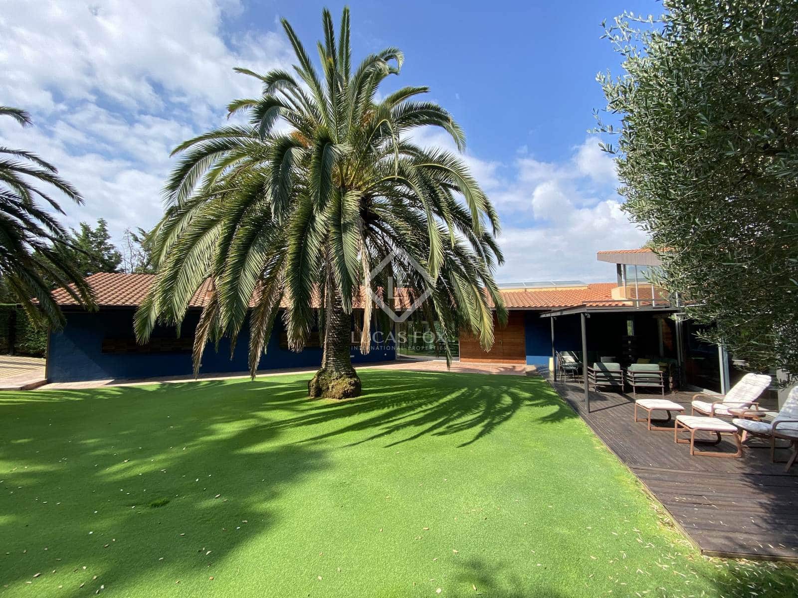 6 soverom Villa til salgs i Sant Vicenc de Montalt med svømmebasseng garasje - € 2 675 000 (Ref: 6988840)