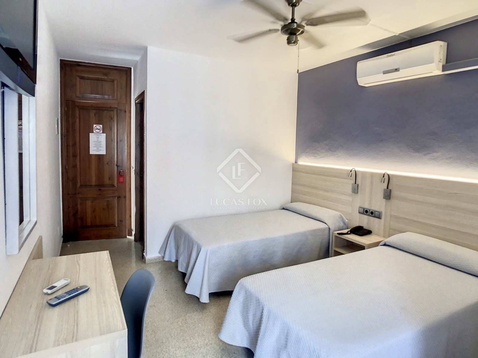 23 sypialnia Willa na sprzedaż w Mahon / Mao - 2 500 000 € (Ref: 7002502)