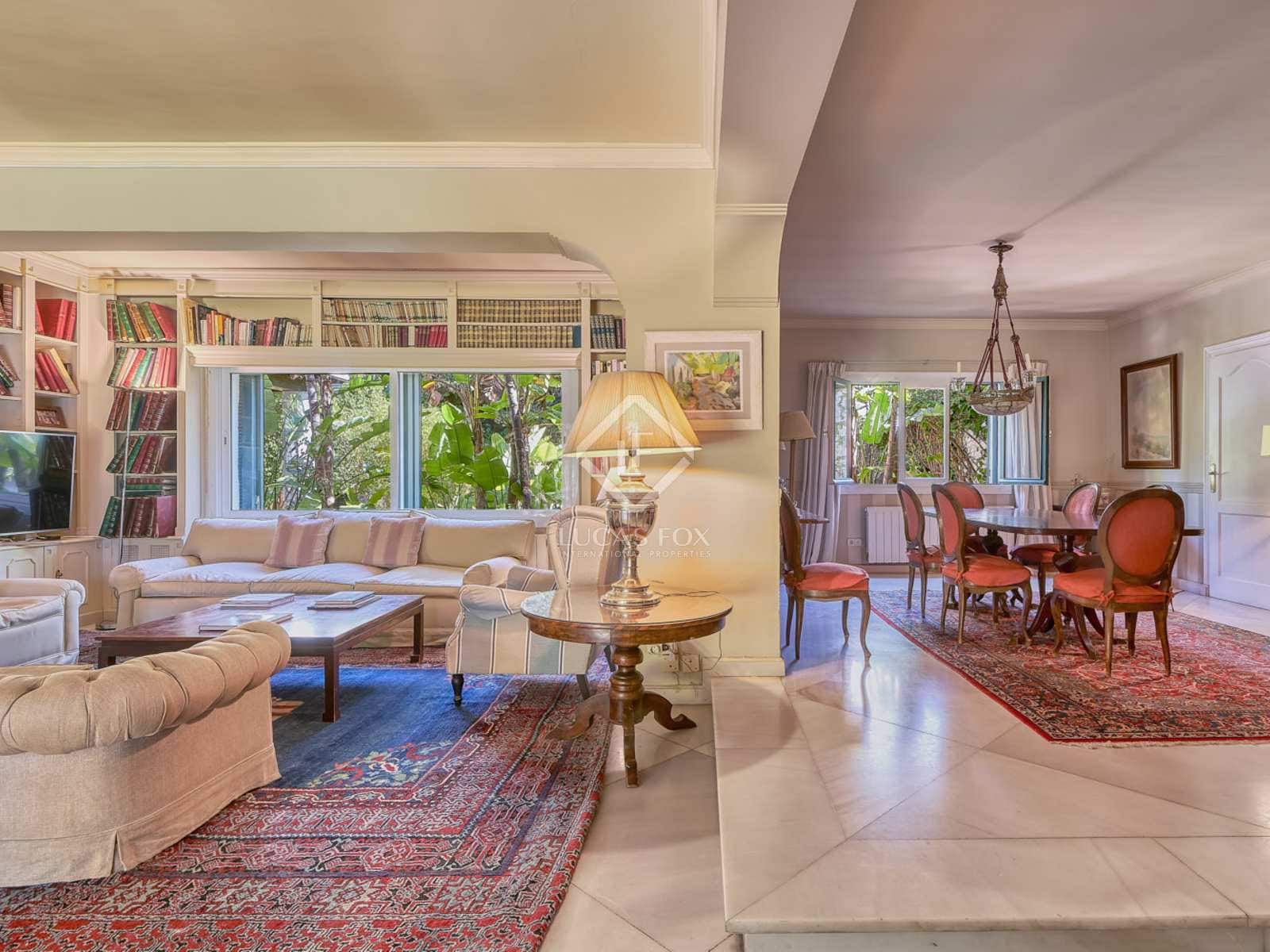 8 slaapkamer Villa te koop in Calahonda met zwembad garage - € 2.350.000 (Ref: 7004808)