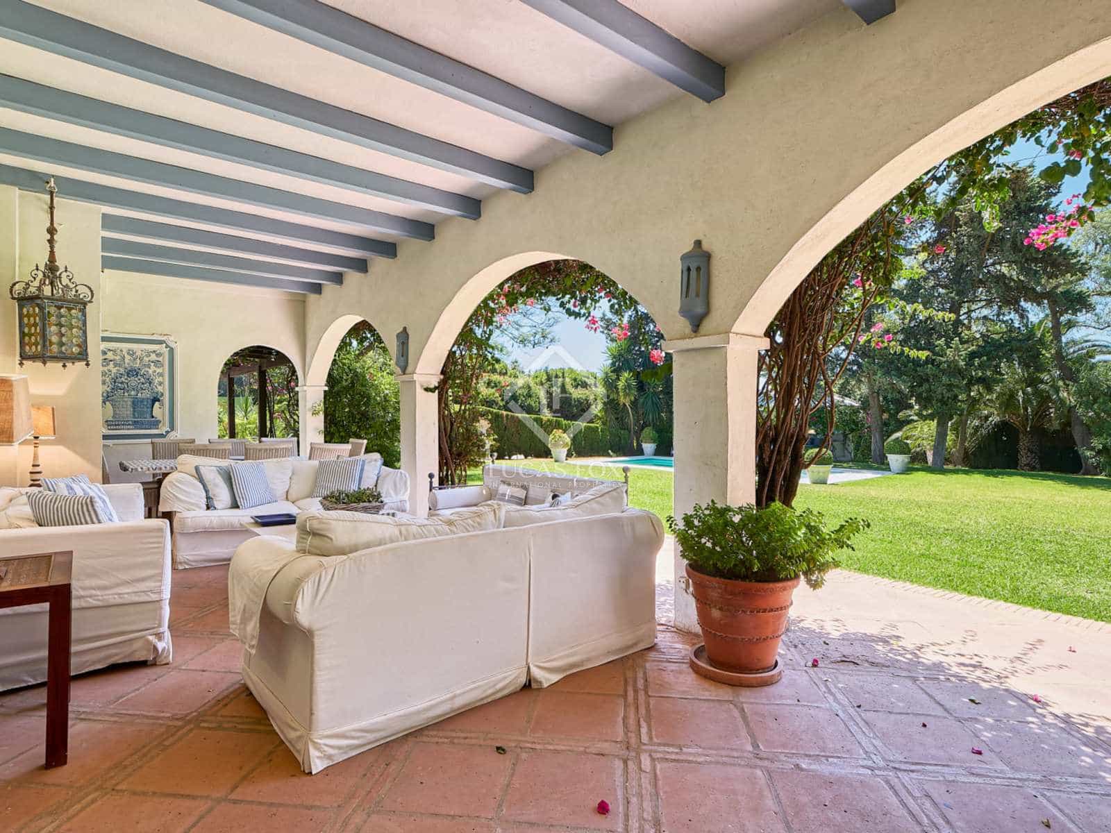 8 slaapkamer Villa te koop in Calahonda met zwembad garage - € 2.350.000 (Ref: 7004808)